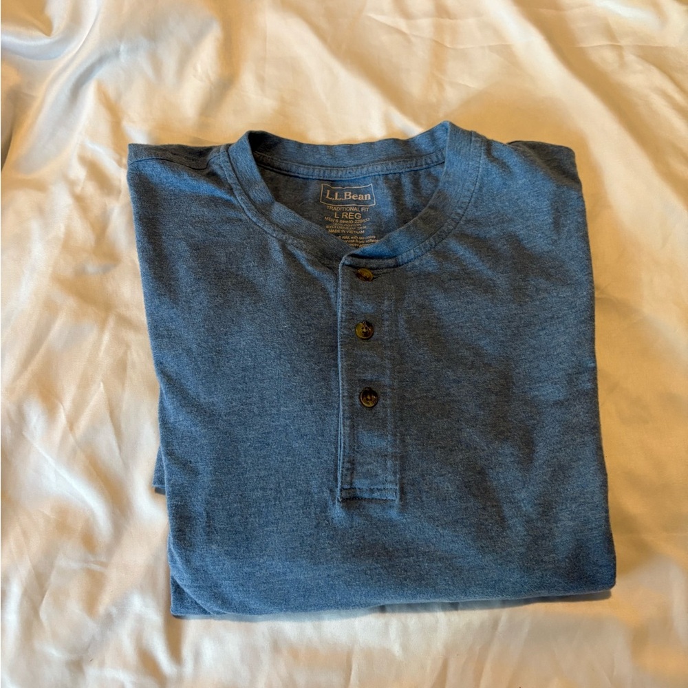 L.L. Bean Men's Long Sleeve Blue Henley